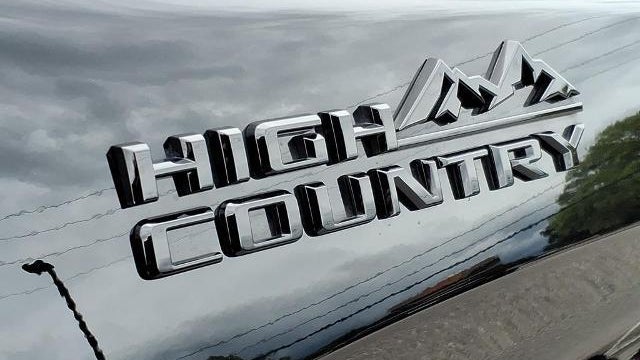 2022 Chevrolet Silverado 1500 High Country