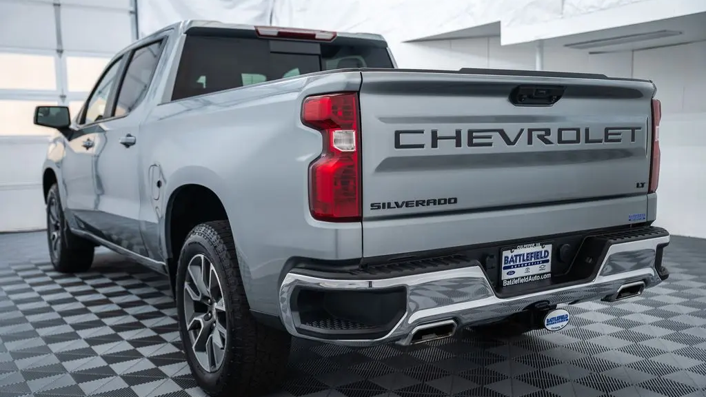 2025 Chevrolet Silverado 1500 LT
