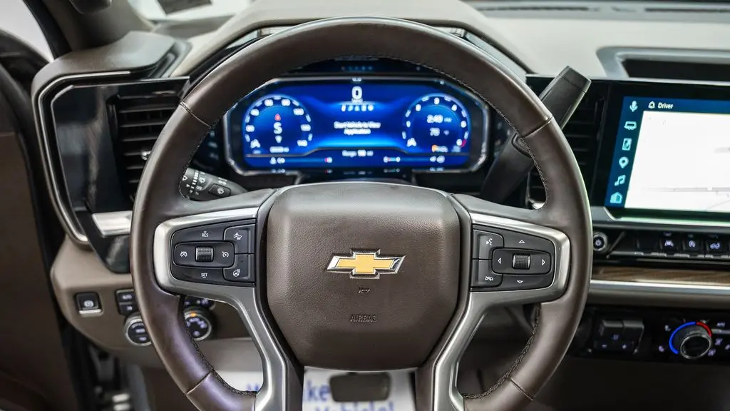 2025 Chevrolet Silverado 1500 LT