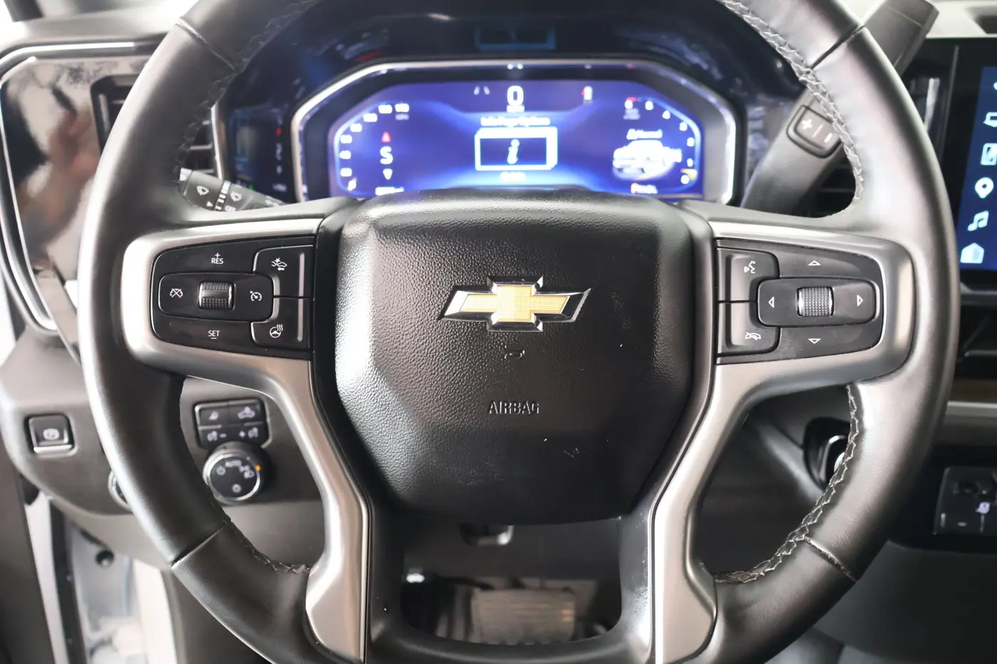 2025 Chevrolet Silverado - $39,929