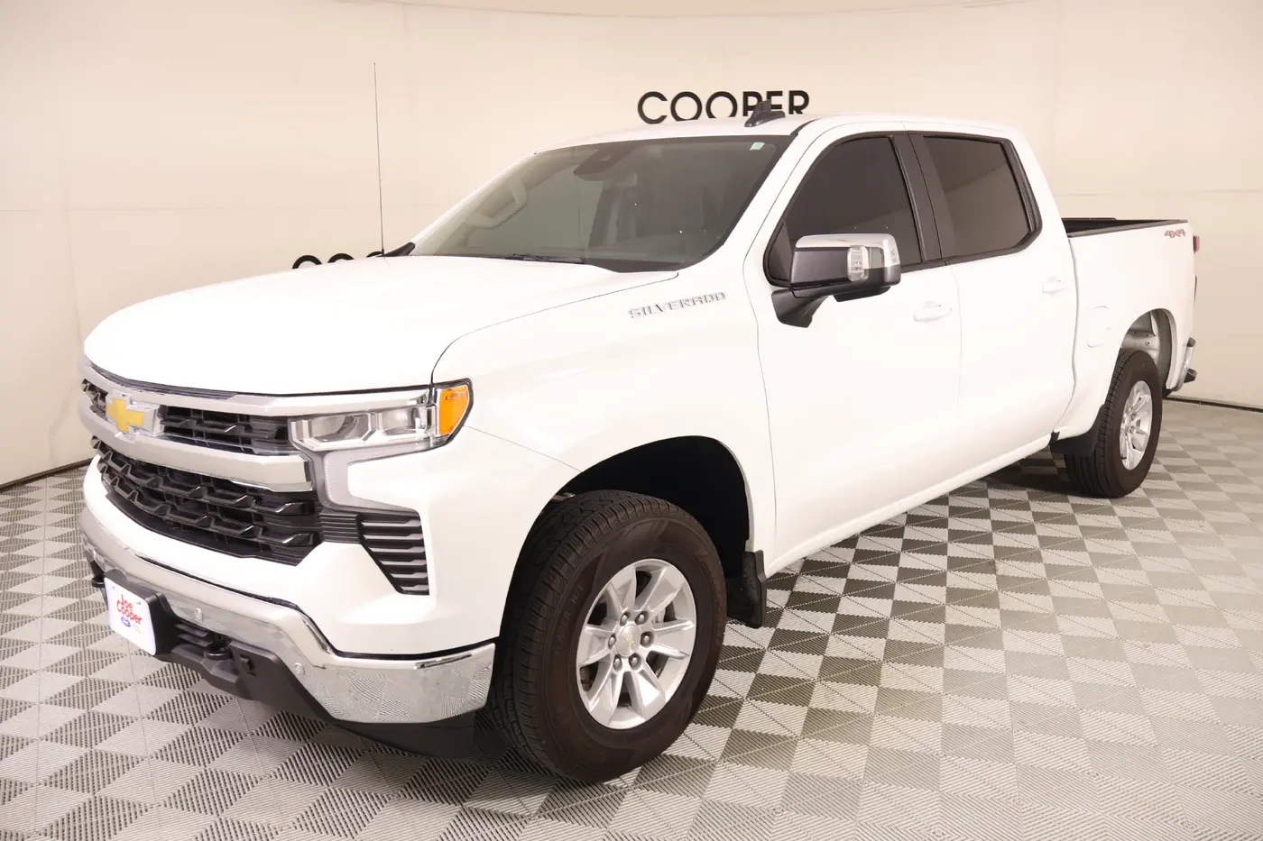 2025 Chevrolet Silverado - $39,929