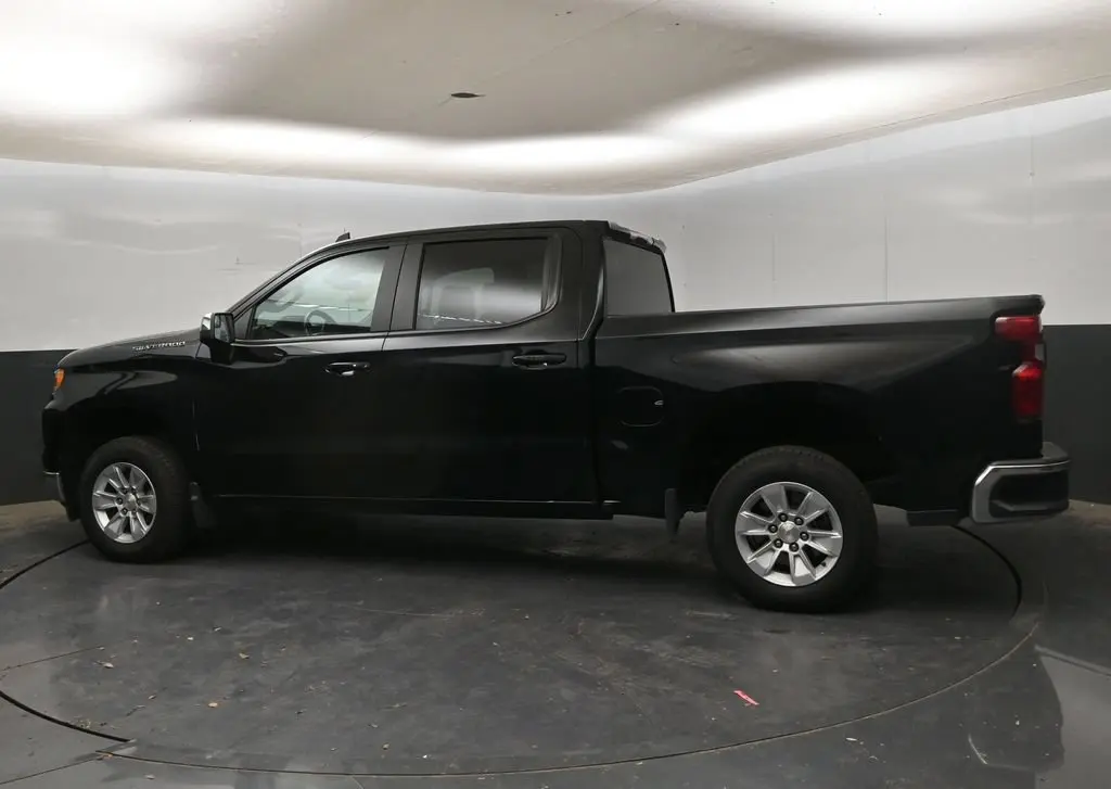2025 Chevrolet Silverado - $39,980