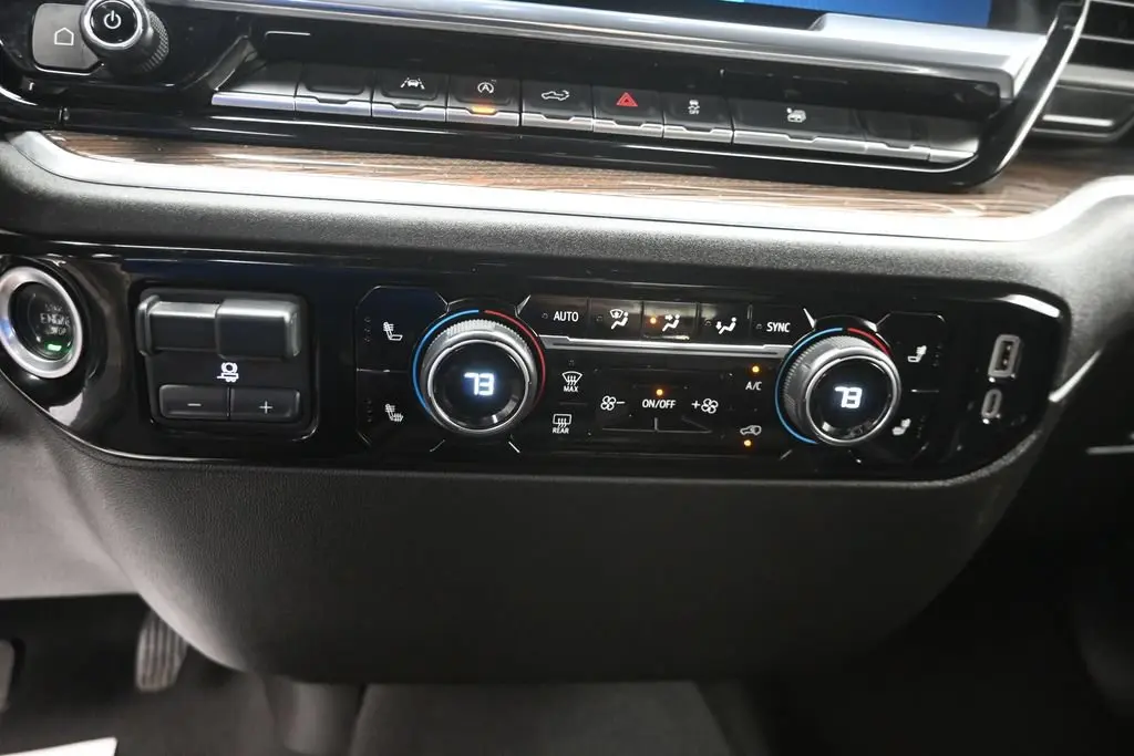2025 Chevrolet Silverado - $39,980
