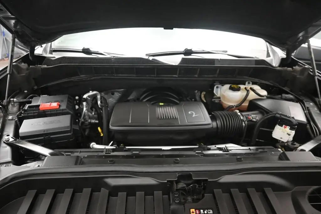 2025 Chevrolet Silverado - $39,980