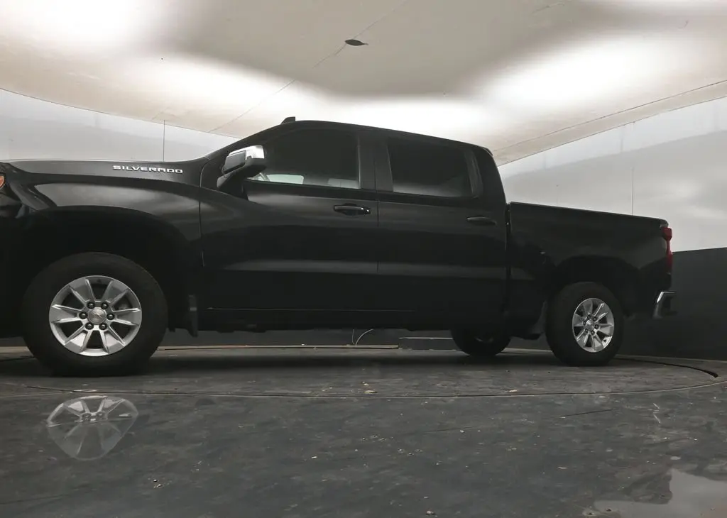 2025 Chevrolet Silverado - $39,980