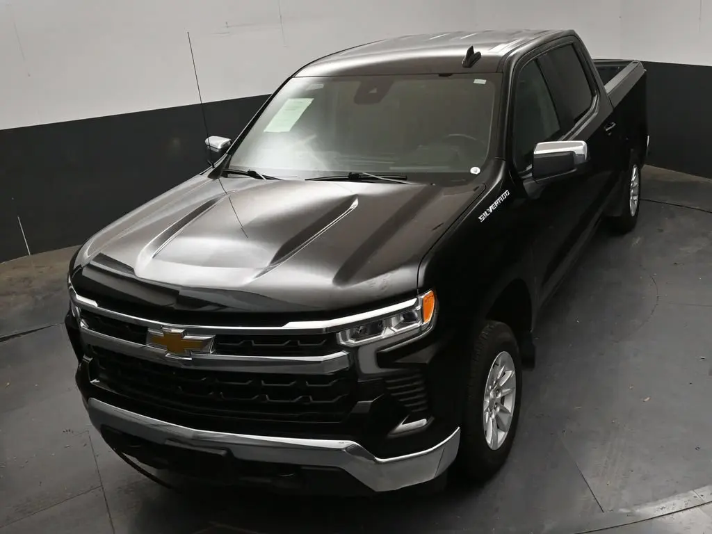 2025 Chevrolet Silverado - $39,980