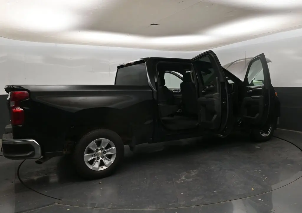 2025 Chevrolet Silverado - $39,980
