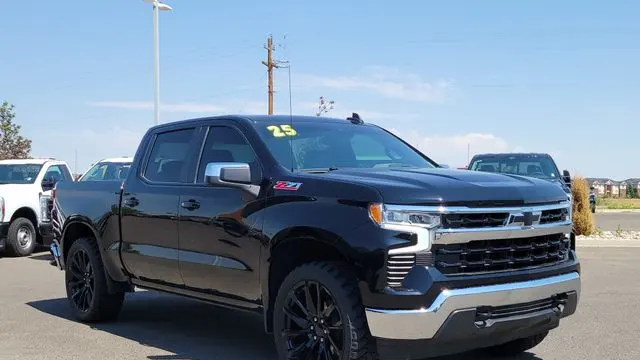 2025 Chevrolet Silverado 1500 LT