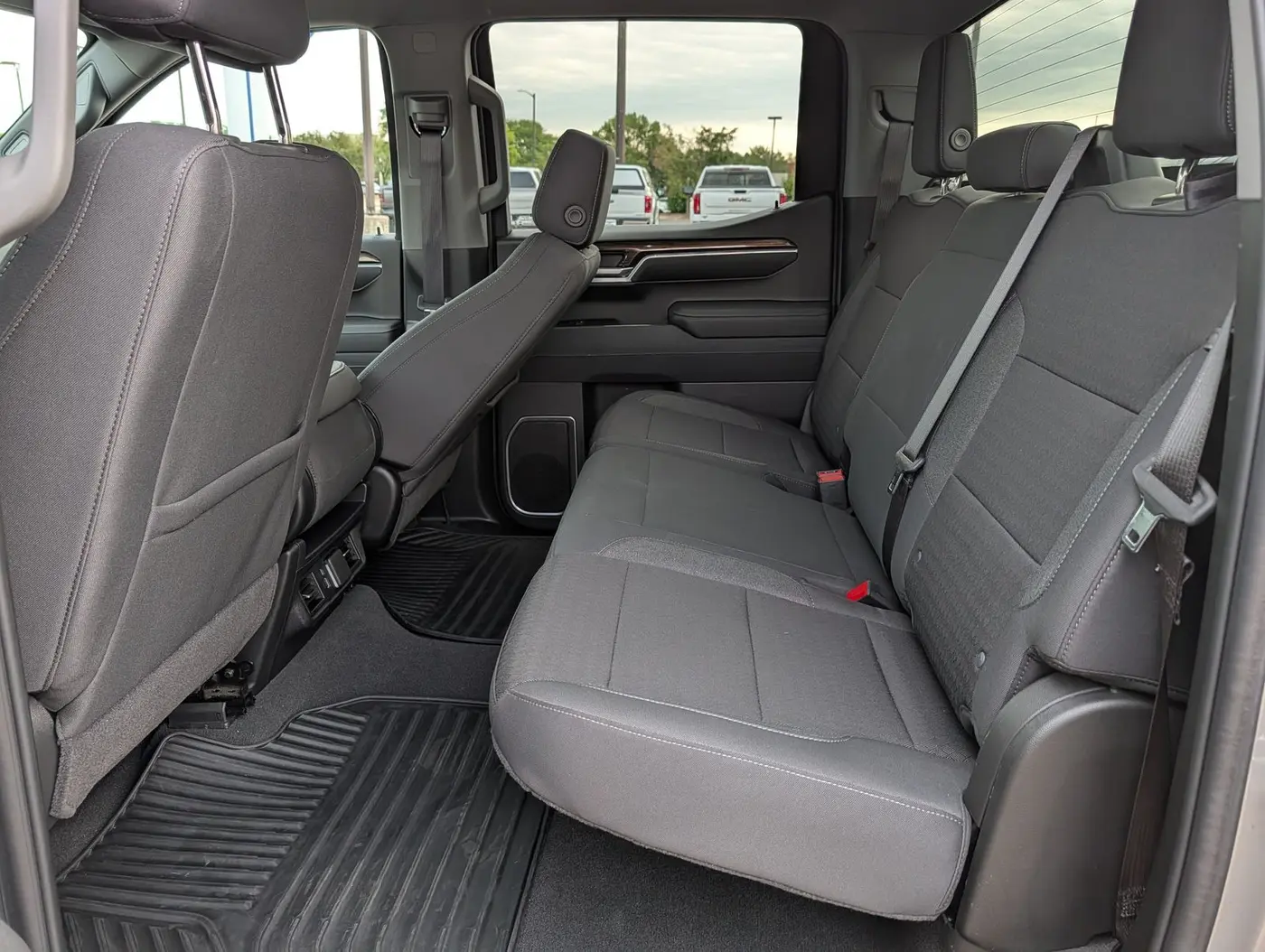 2026 Chevrolet Silverado - $40,401