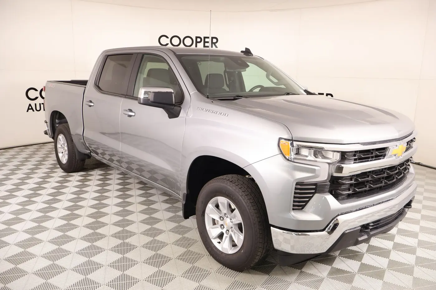 2025 Chevrolet Silverado
