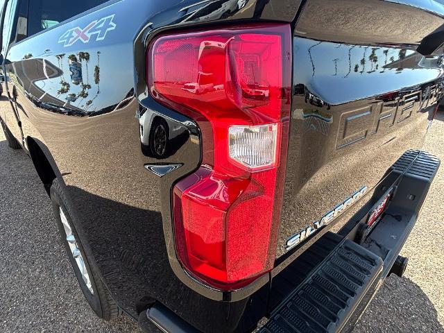 2026 Chevrolet Silverado - $43,862