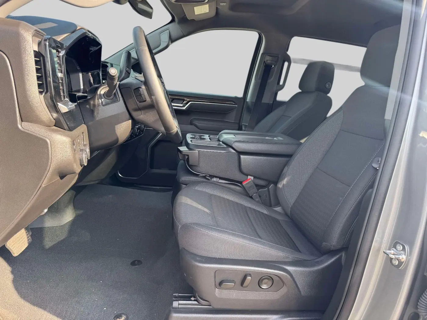 2026 Chevrolet Silverado - $42,900