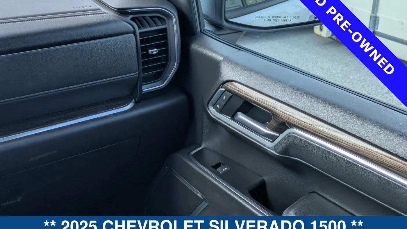 2025 Chevrolet Silverado 1500 RST