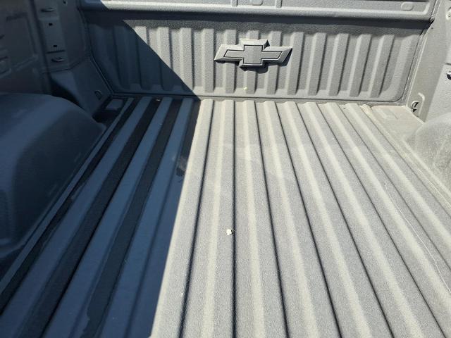 2025 Chevrolet Silverado - $47,218