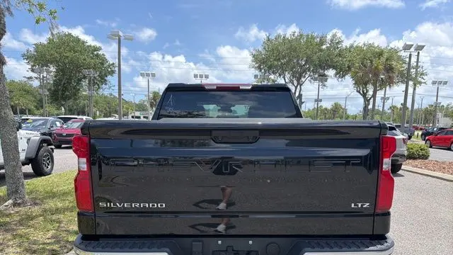 2025 Chevrolet Silverado 1500 LTZ
