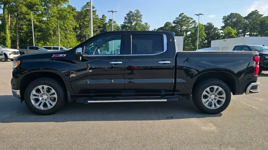 2025 Chevrolet Silverado 1500 LTZ