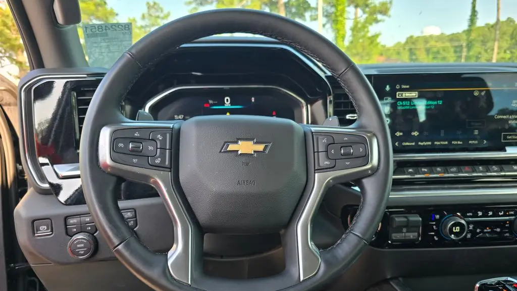 2025 Chevrolet Silverado 1500 LTZ