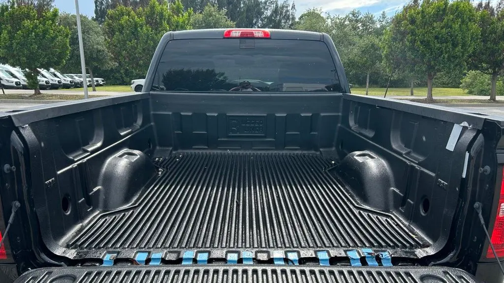2019 Chevrolet Silverado 1500 LD Custom