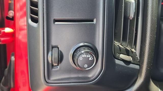 2019 Chevrolet Silverado 1500 LD Custom