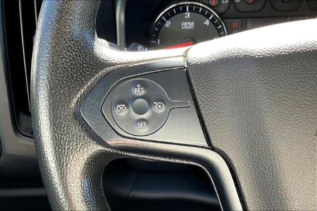 2019 Chevrolet Silverado Ld - $18,950