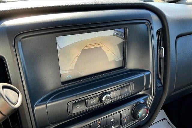 2019 Chevrolet Silverado Ld - $18,950