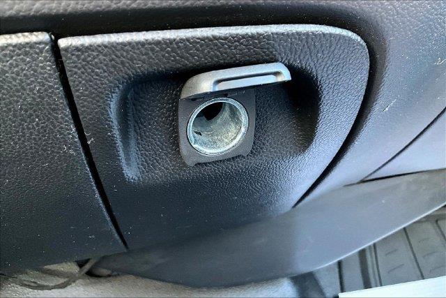 2019 Chevrolet Silverado Ld - $18,950