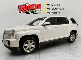2017 GMC Terrain with Summit White Exterior