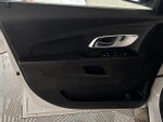 2016 Equinox Thumbnail 13