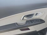 2016 Equinox Thumbnail 12