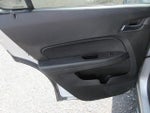 2016 Equinox Thumbnail 19