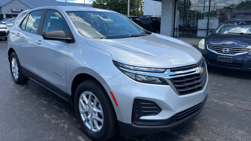 2022 Chevrolet Equinox LS