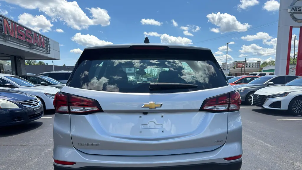 2022 Chevrolet Equinox LS
