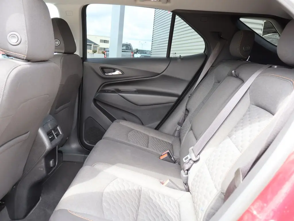 2018 Chevrolet Equinox - $11,475