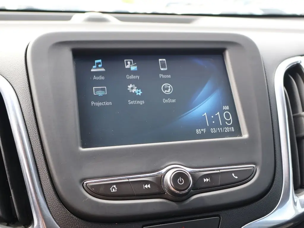 2018 Chevrolet Equinox - $11,475
