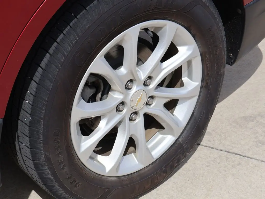 2018 Chevrolet Equinox - $11,475