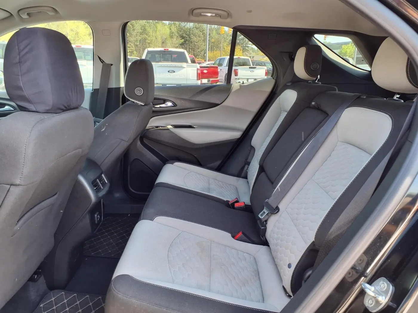 2020 Chevrolet Equinox - $11,995