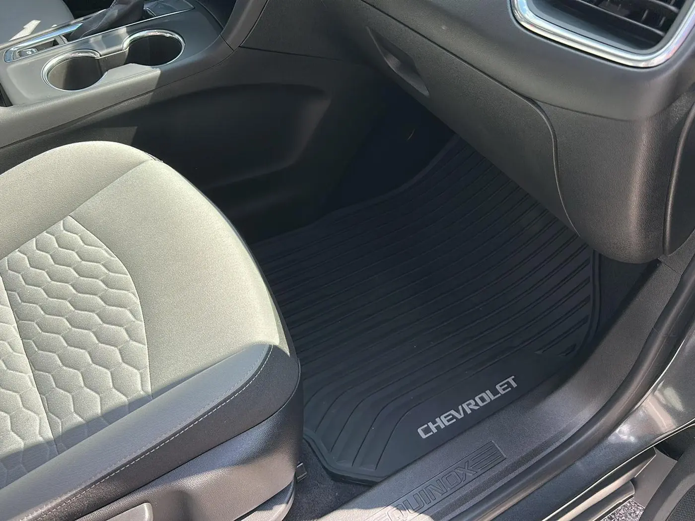 2021 Chevrolet Equinox - $23,450