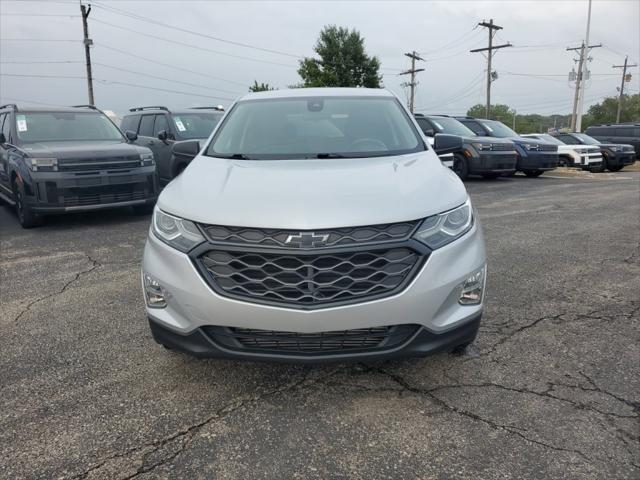 2020 Chevrolet Equinox LT — photo 1 of 12