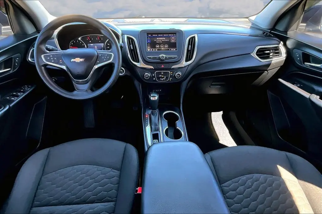 2020 Chevrolet Equinox - $15,300