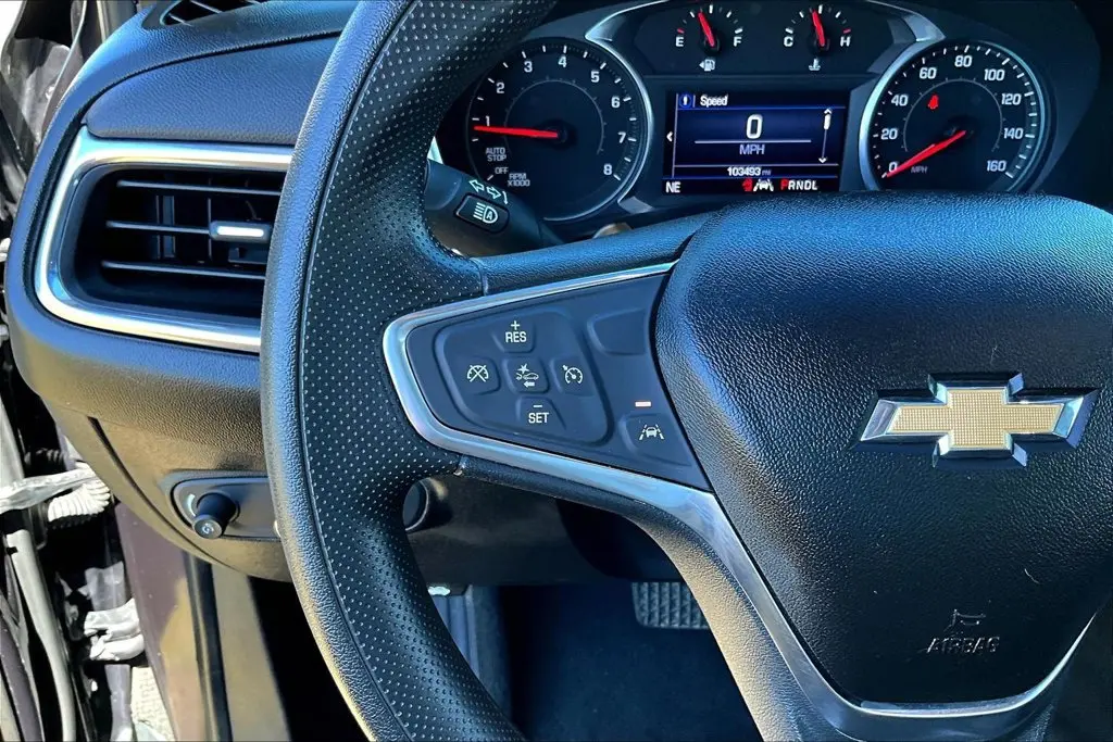 2020 Chevrolet Equinox - $15,300