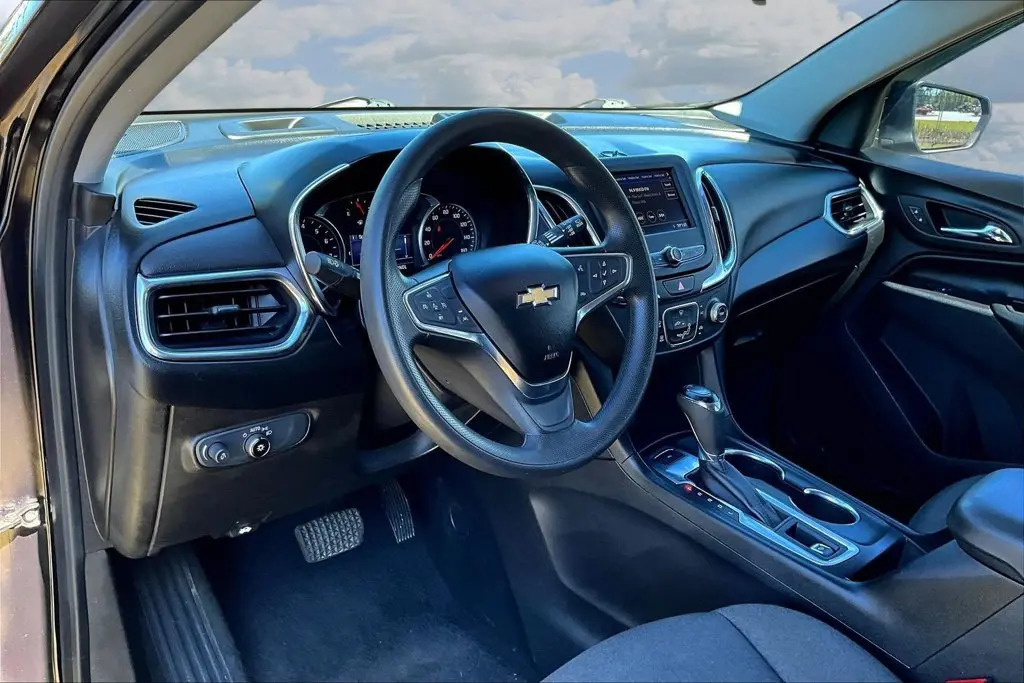 2020 Chevrolet Equinox - $15,300