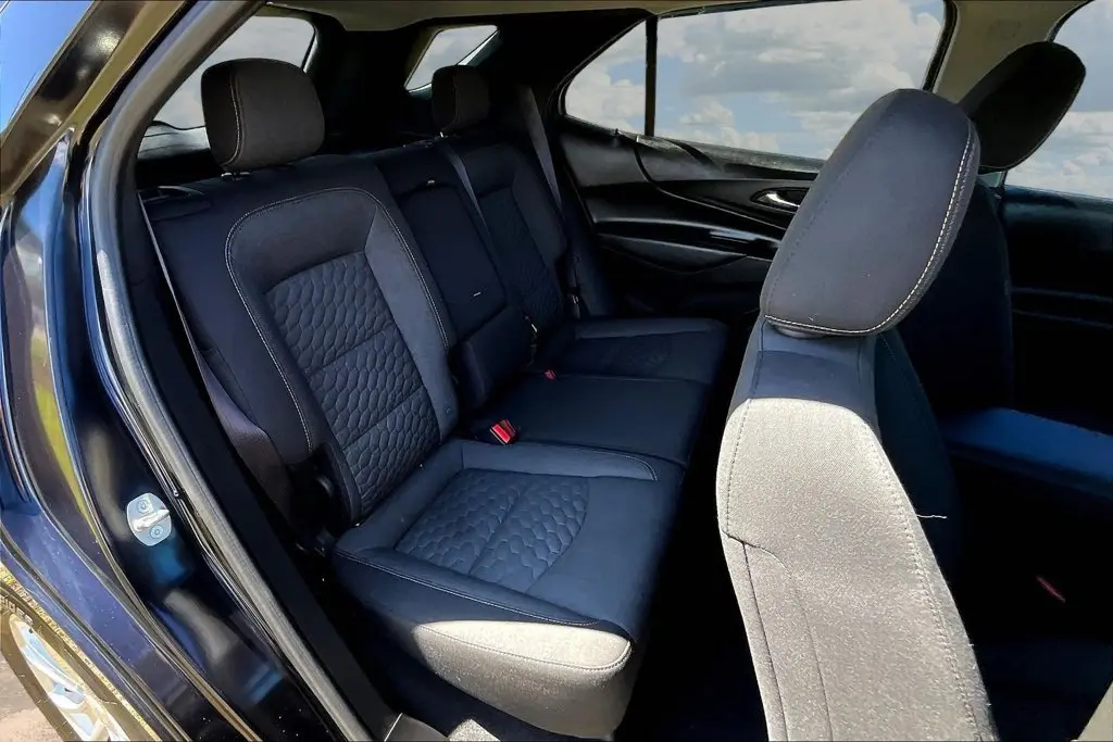2020 Chevrolet Equinox - $15,300