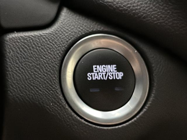 2020 Chevrolet Equinox - $17,900