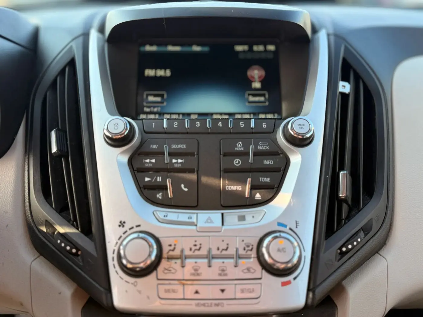 2013 Chevrolet Equinox - $5,950
