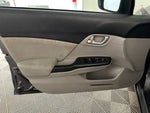 2014 Civic Thumbnail 14