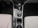 2015 Civic Thumbnail 16