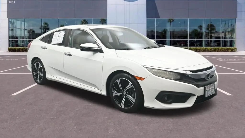 Preowned 2016 Honda Civic Touring for Sale