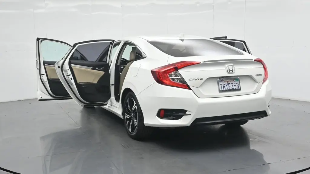 2016 Honda Civic Touring