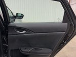 2018 Civic Thumbnail 16