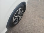 2017 Civic Thumbnail 9